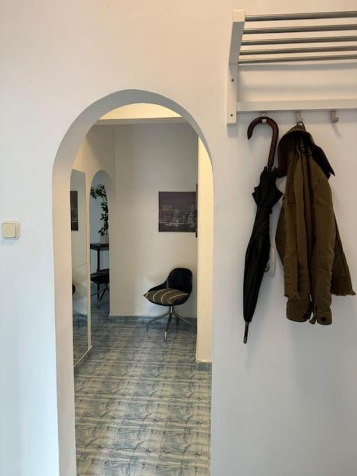 Airy & Beautiful Downtown Apartment Bucureşti Ngoại thất bức ảnh
